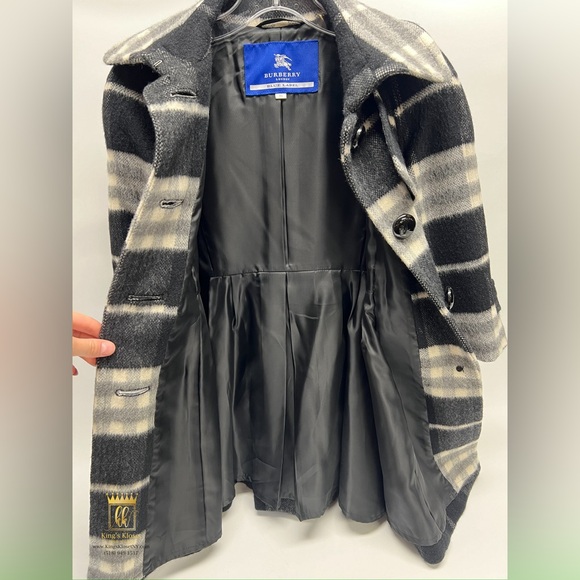 Burberry jacket - Picture 11 of 13